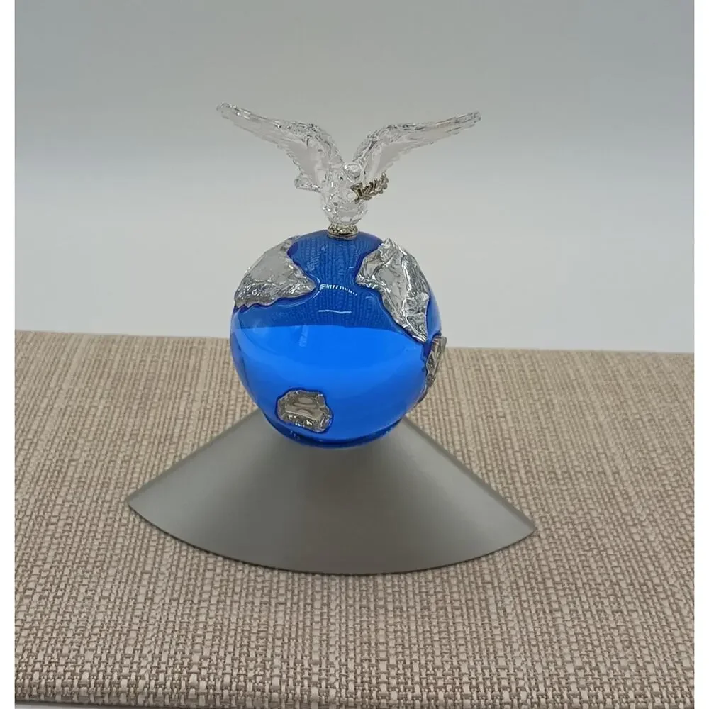 Swarovski Crystal Planet Vision 2000 Dove Globe Sculpture Figurine Box COA